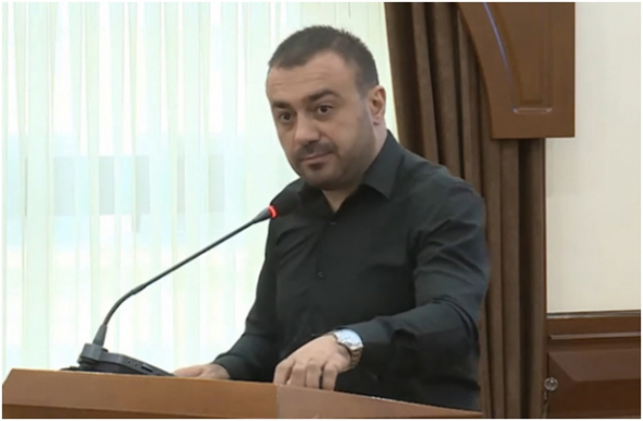 Երևանի քաղաքապետարանի ղեկավար կազմի աշխատավարձը 4,5 անգամ ավել բարձրացել է. Մանուկ Սուքիասյան (տեսանյութ)